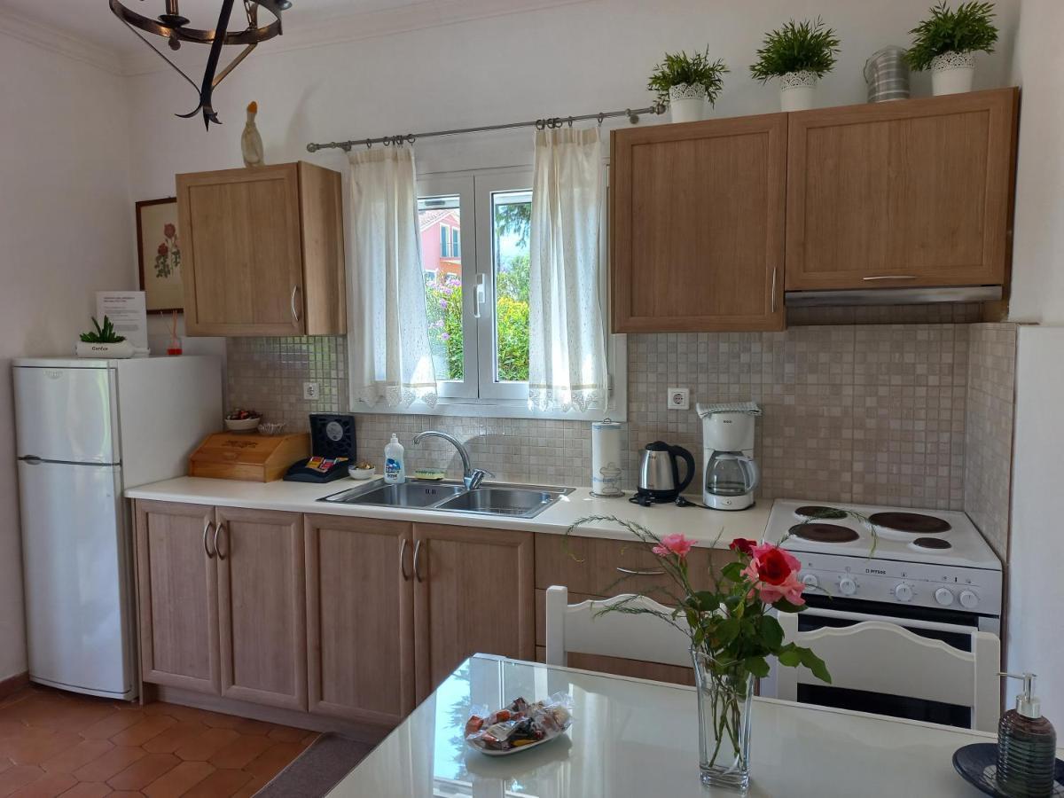 Villa Tina Country Beach Apartments Acharavi  Exterior foto