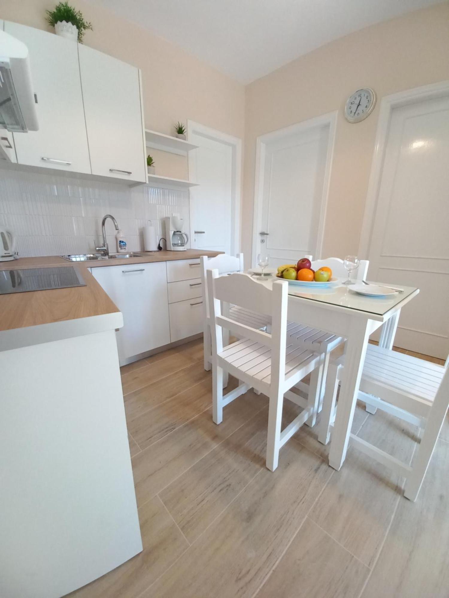 Villa Tina Country Beach Apartments Acharavi  Zimmer foto